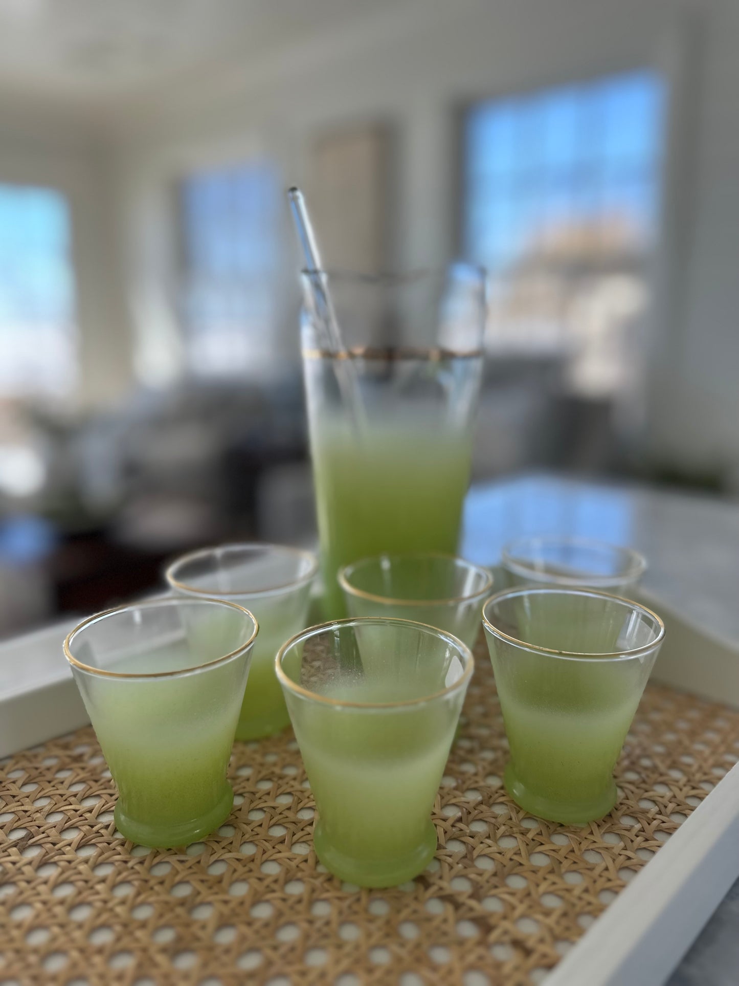 Blendo pitcher and glasses