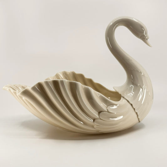 Porcelain Swan Bowl
